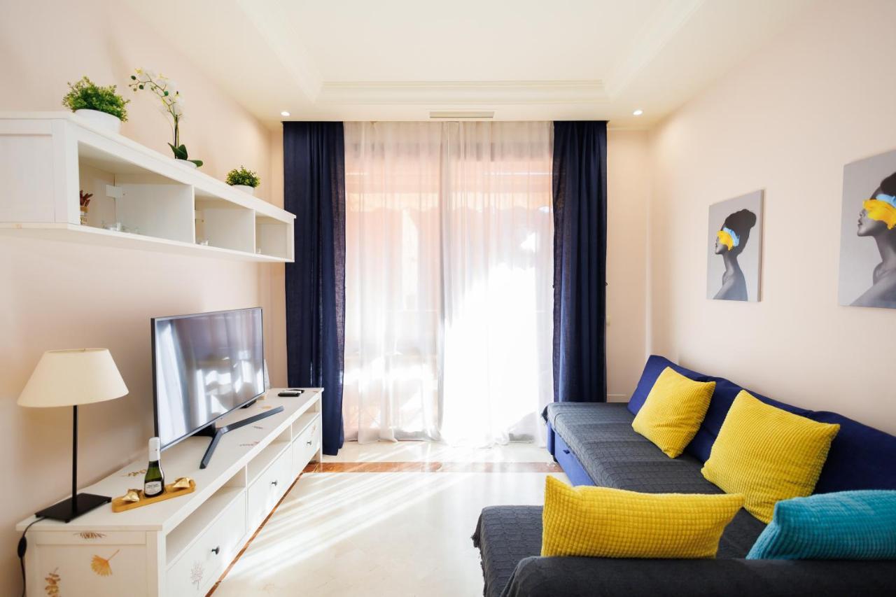 Two-Room Apartment In Elviria Near The Beach With Parking Marbella Buitenkant foto