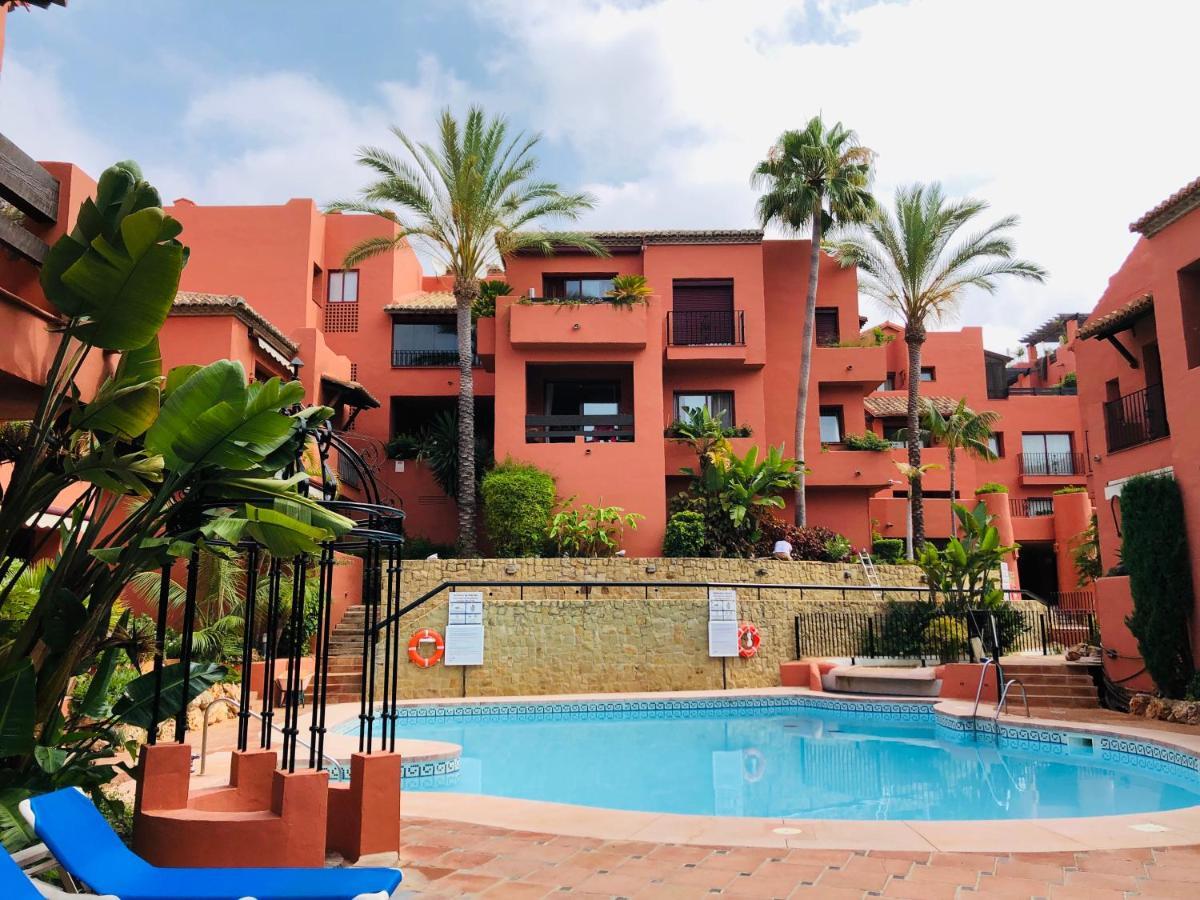 Two-Room Apartment In Elviria Near The Beach With Parking Marbella Buitenkant foto