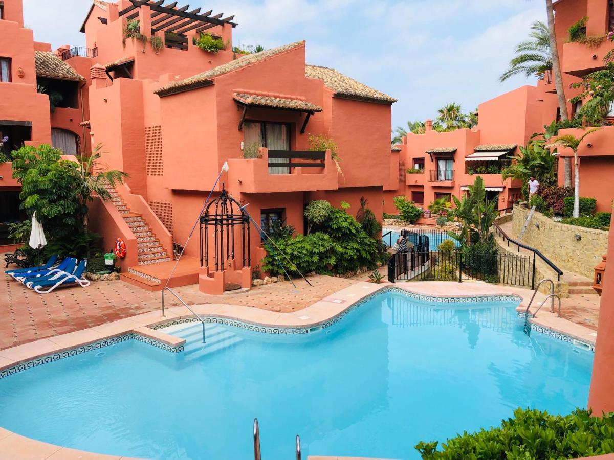 Two-Room Apartment In Elviria Near The Beach With Parking Marbella Buitenkant foto